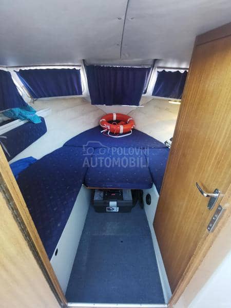Saga boats 7000