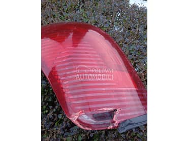 zadnje levo svetlo Pežo 308 za Peugeot 308