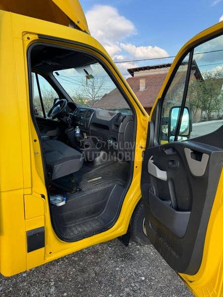 Renault Master 2.3