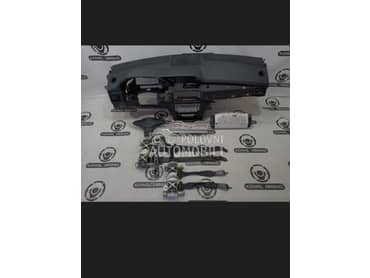 tabla airbag pojasevi za Mercedes Benz GLK Klasa od 2014. do 2025. god.