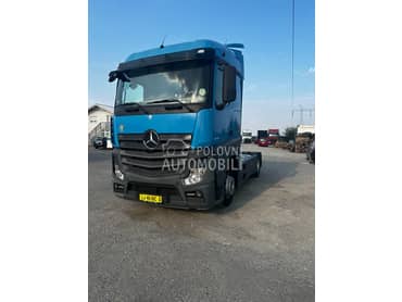 Mercedes Benz Actors MP4