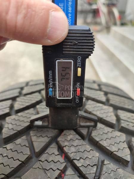 Bridgestone 235/55 R19 Zimska