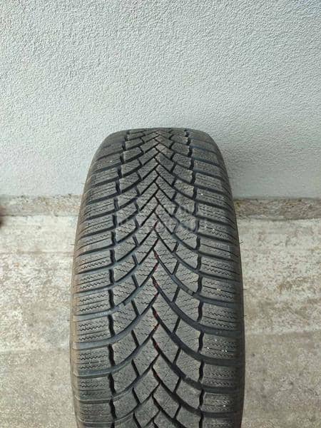 Bridgestone 235/55 R19 Zimska