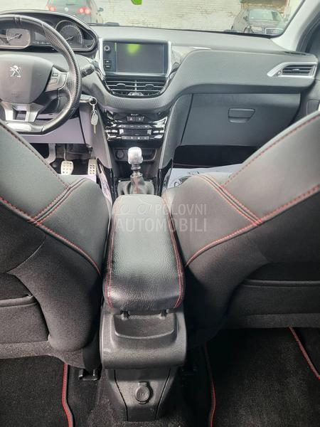 Peugeot 2008 1.6HDI/GT LINE