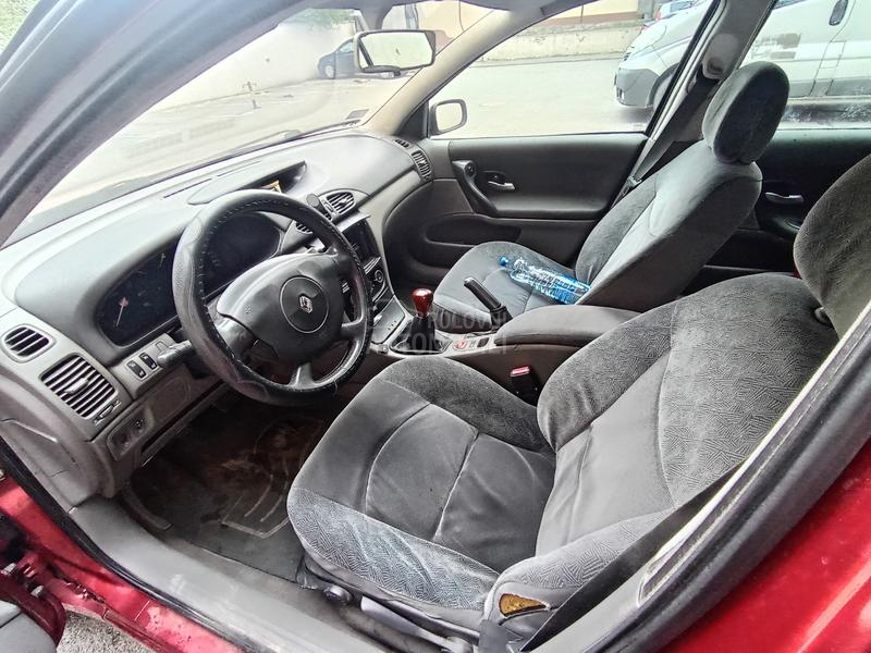 Renault Laguna 