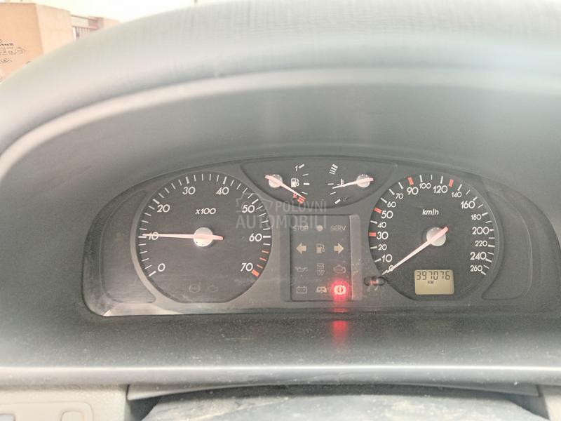 Renault Laguna 