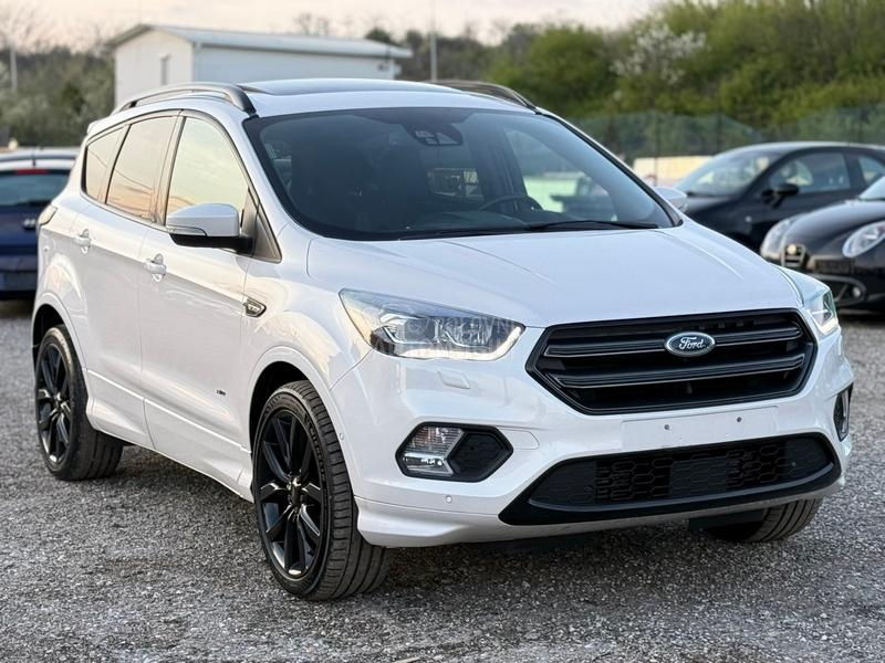 Ford Kuga 2.0 TDCI ST/4x4/PANO