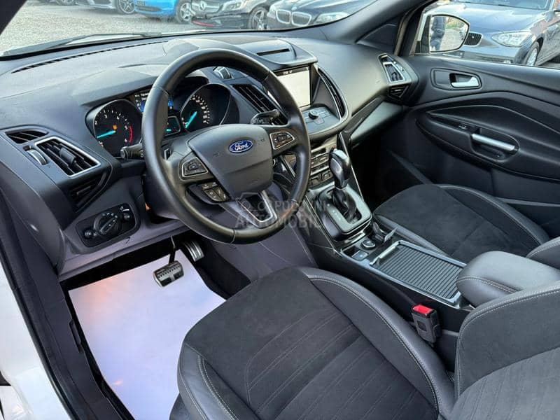 Ford Kuga 2.0 TDCI ST/4x4/PANO