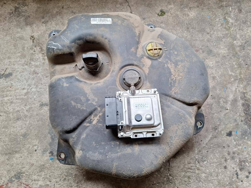 Pumpa,rezervoar,komp za ADBlue