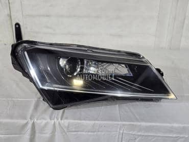 Xenon Far desni za Škoda Superb od 2015. do 2020. god.