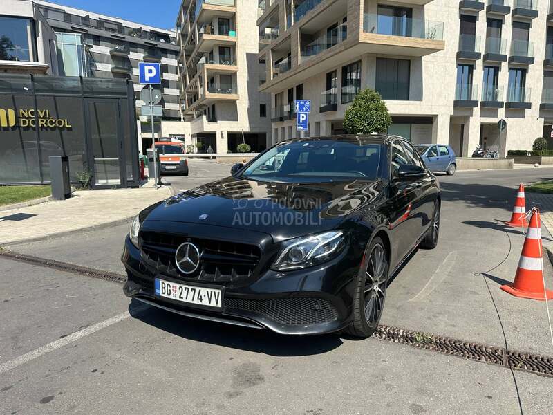 Mercedes Benz E 220 360/Pano