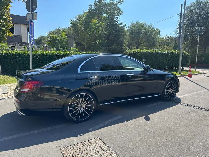 Mercedes Benz E 220 360/Pano
