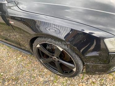 desno krilo za Audi A5
