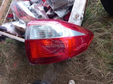 Stop svetlo za Ford C-Max