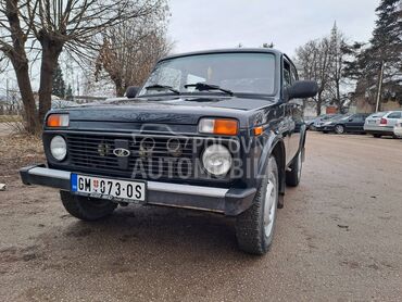Lada Niva 1,7i servo tng
