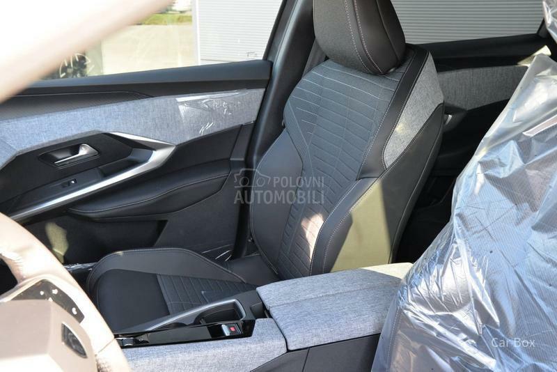 Peugeot 3008 1.2 136 ALLURE