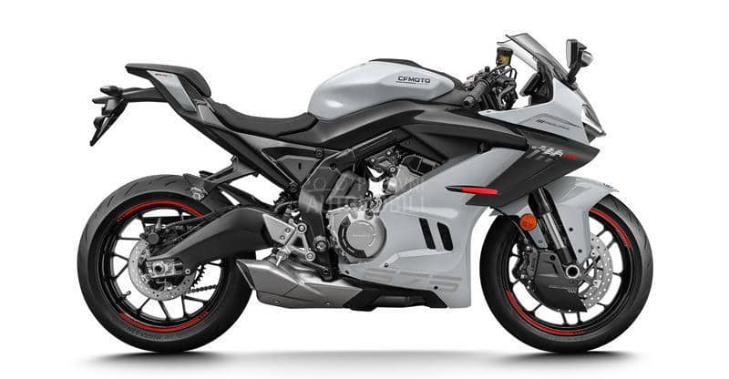 CFMOTO 675 SR-R na stanju