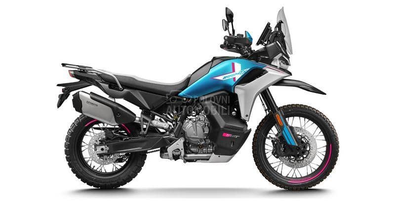 CFMOTO 800 MT-X na stanju