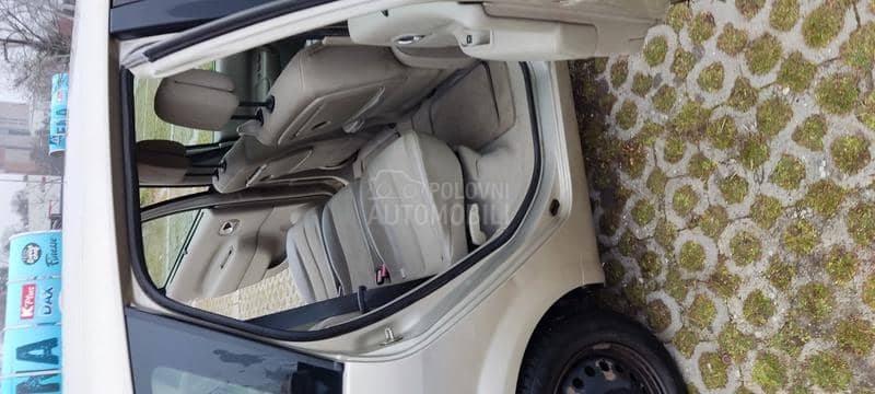 Renault Grand Scenic 2,0 16 V Restajling