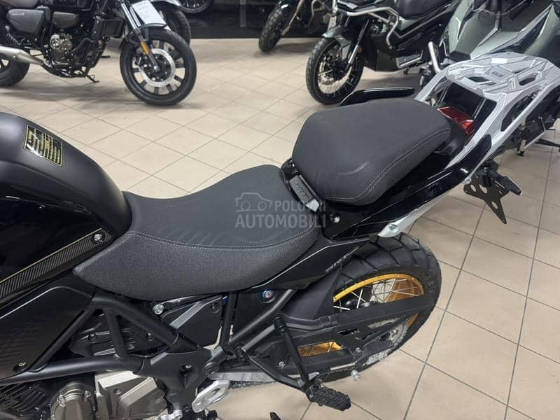 QJMOTOR SRT 700 SX