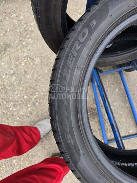 Pirelli 245/45 R19 Zimska