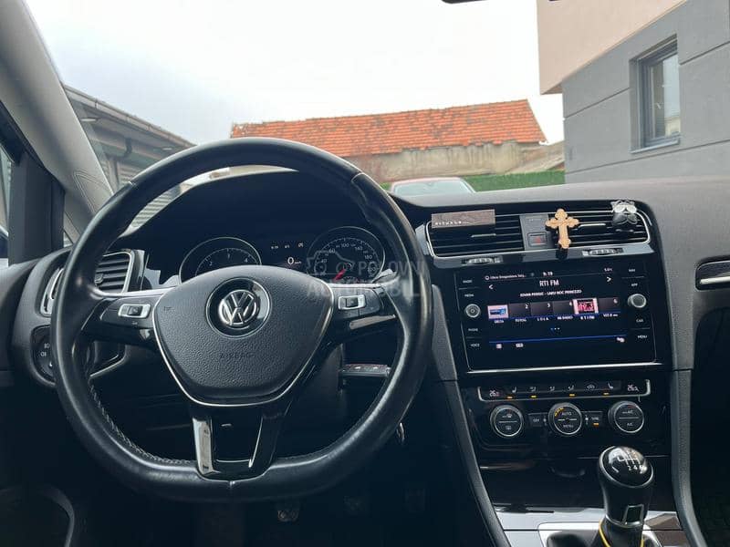 Volkswagen Golf 7 . 5   2.0 Tdi