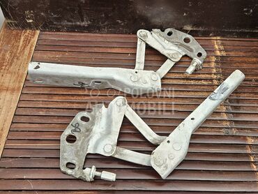 NOSAC SARKA HAUBA za Volkswagen Passat B6 za 2007. god.