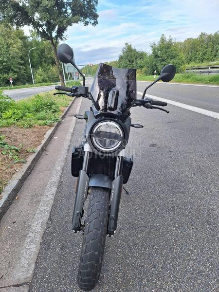 Husqvarna Svartpilen 701