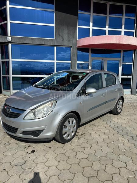 Opel Corsa D 1.4 i