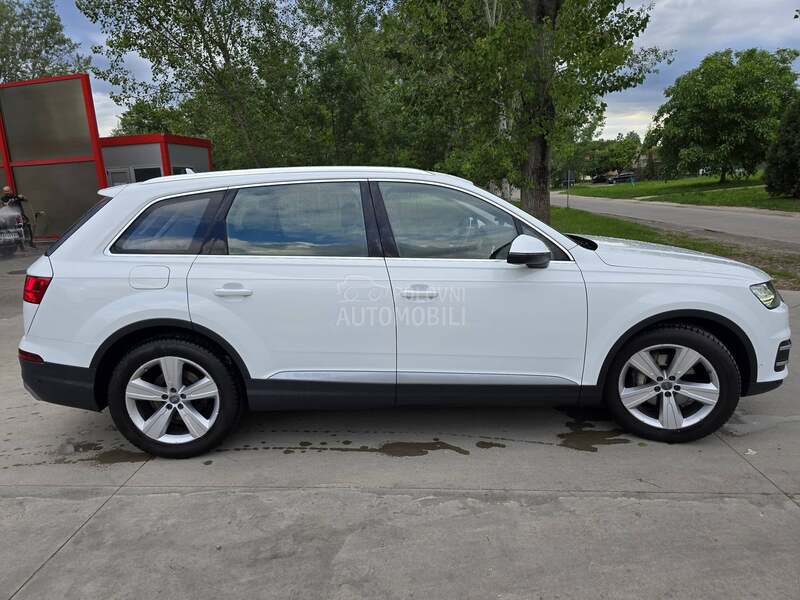 Audi Q7 Quattro style 3,0TDI