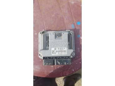 Kompjuter 1.9TDI BLS za Volkswagen Golf 5