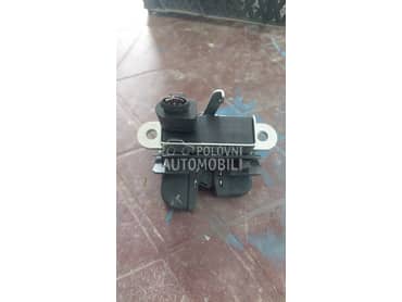 Brave gepeka Karavan za Volkswagen Passat B6