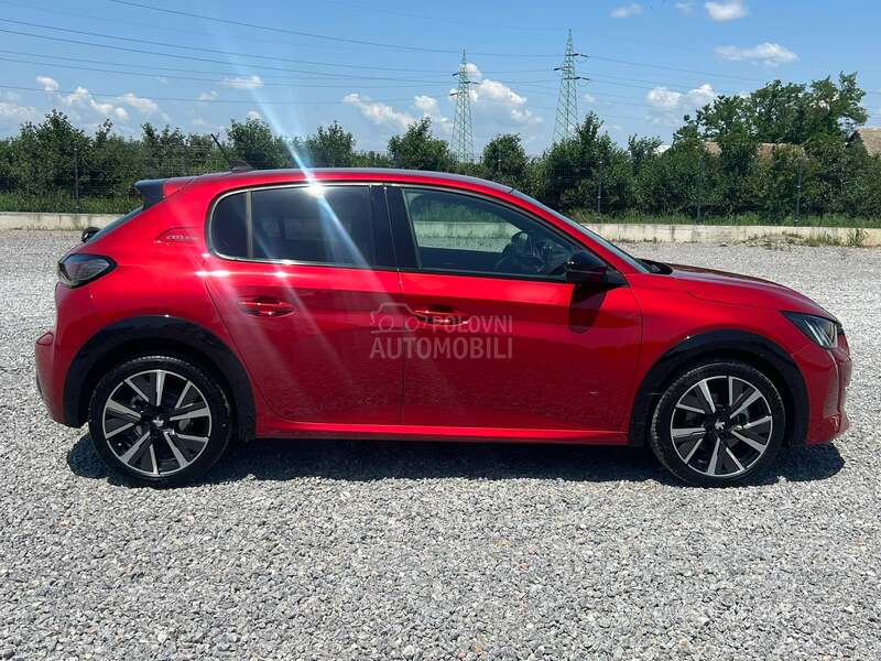 Peugeot 208 1.2 Puretech/Gt Line