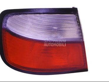 Štop svetlo levo za Nissan Primera od 1996. do 2002. god.