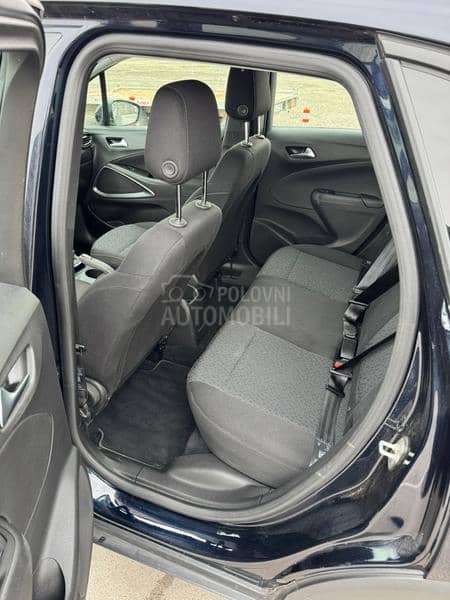 Opel Crossland X  