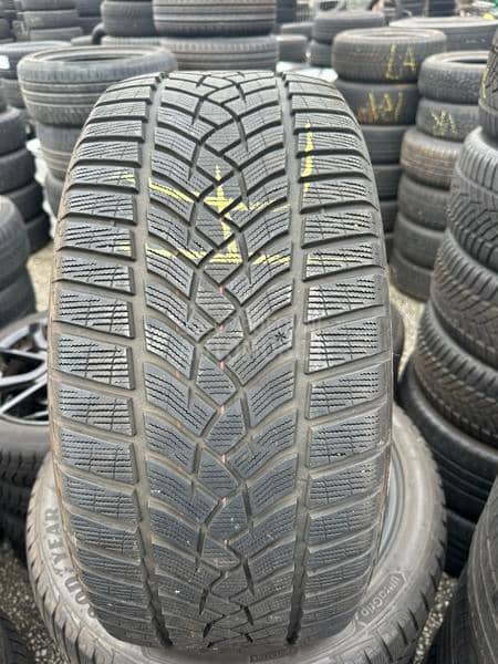 Goodyear 275/40 R21 Sve sezone