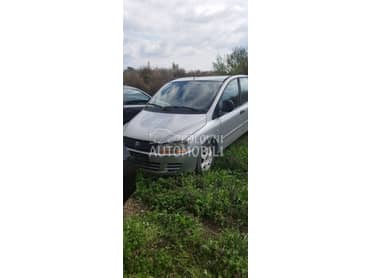 Fiat Multipla 2006. god. -  kompletan auto u delovima
