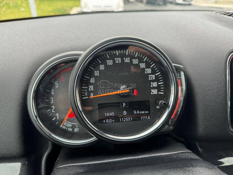 MINI Countryman D