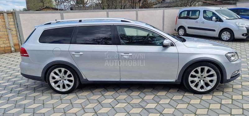 Volkswagen Passat B7 Alltrack 2.0 DSG Fu ll NOOVO