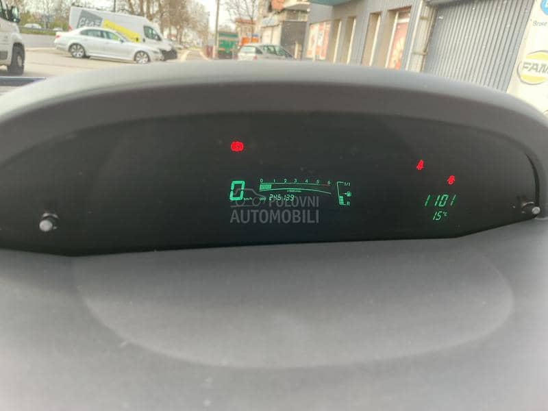 Toyota Yaris 1.4 D4D Toyota Yaris 1.4 D4D