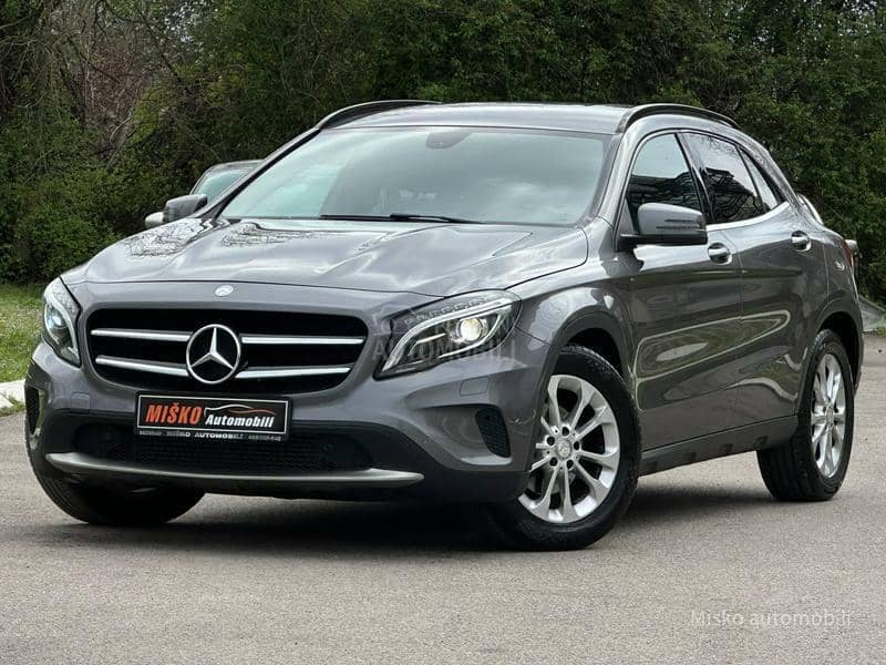 Mercedes Benz GLA 200 i Aut Nav Led Xenon