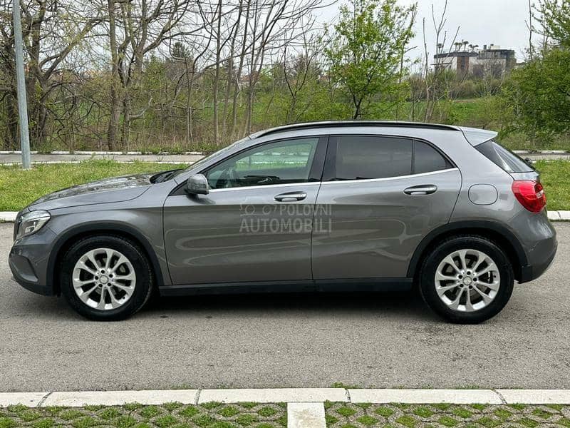 Mercedes Benz GLA 200 i Aut Nav Led Xenon