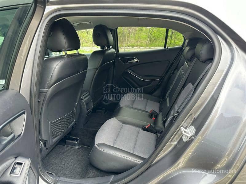 Mercedes Benz GLA 200 i Aut Nav Led Xenon