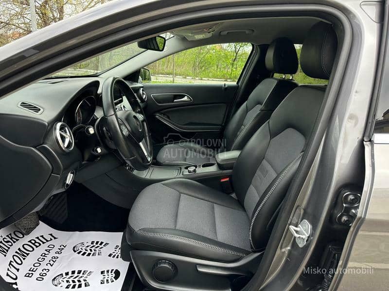Mercedes Benz GLA 200 i Aut Nav Led Xenon