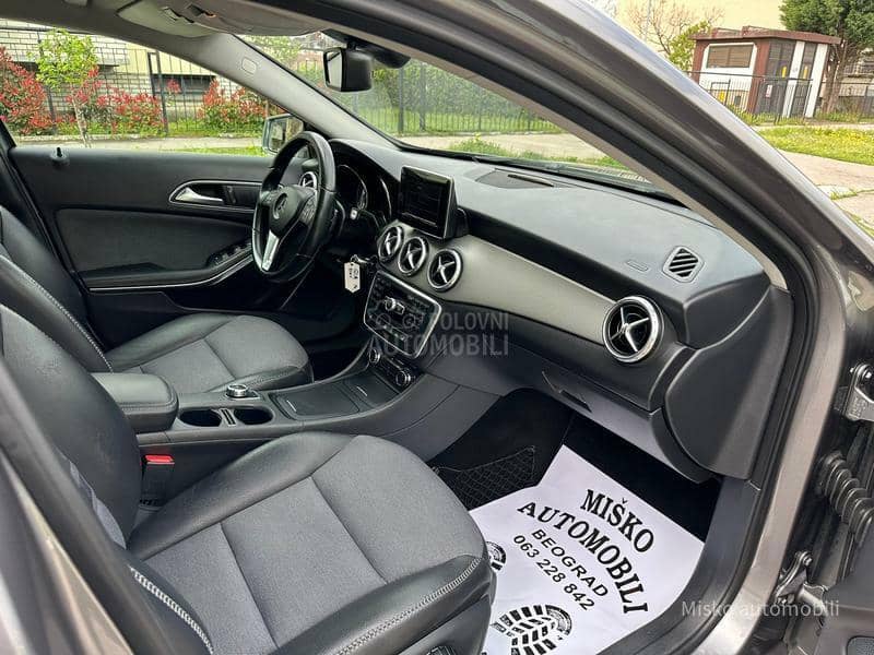 Mercedes Benz GLA 200 i Aut Nav Led Xenon
