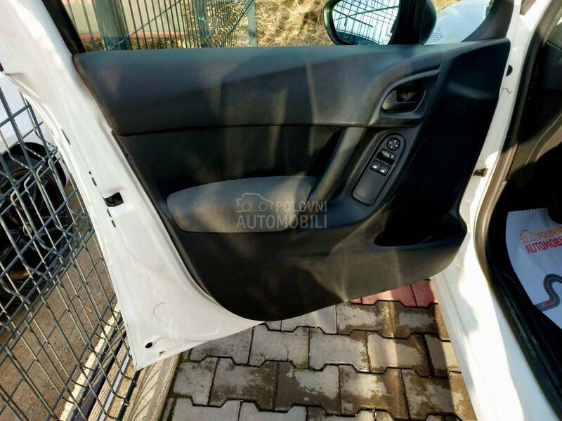 Citroen C3 1.0i