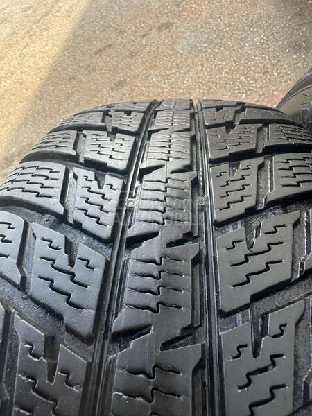 Nokian 225/65 R17 Zimska