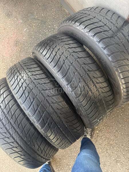Nokian 225/65 R17 Zimska