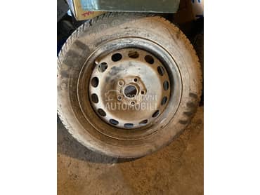 Goodyear 205/60 R16 Zimska