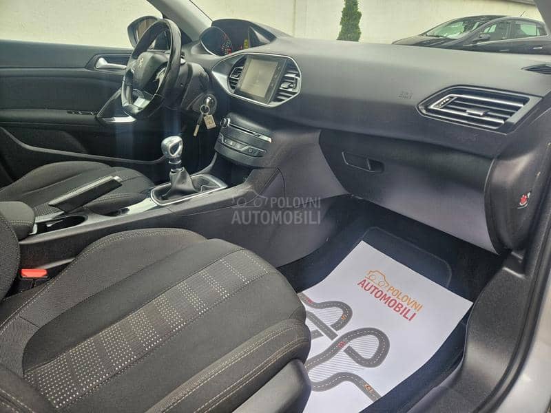 Peugeot 308 1.6 HDI  KAMERA